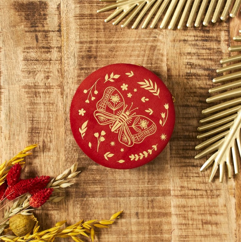 Portagioie portatile in velluto rosso decorato con farfalla, chiusura zip con 2 scomparti, porta anelli e tasca